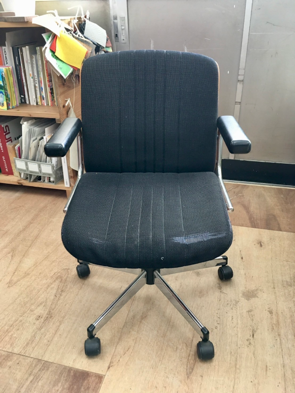 chair1