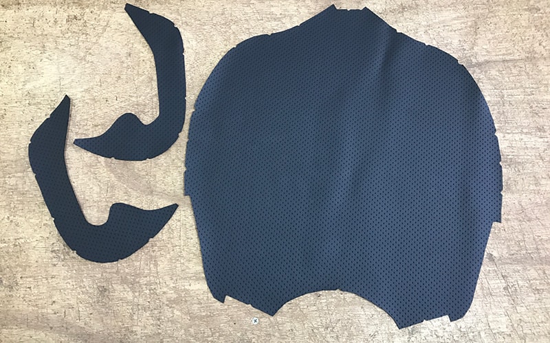 型取りした生地