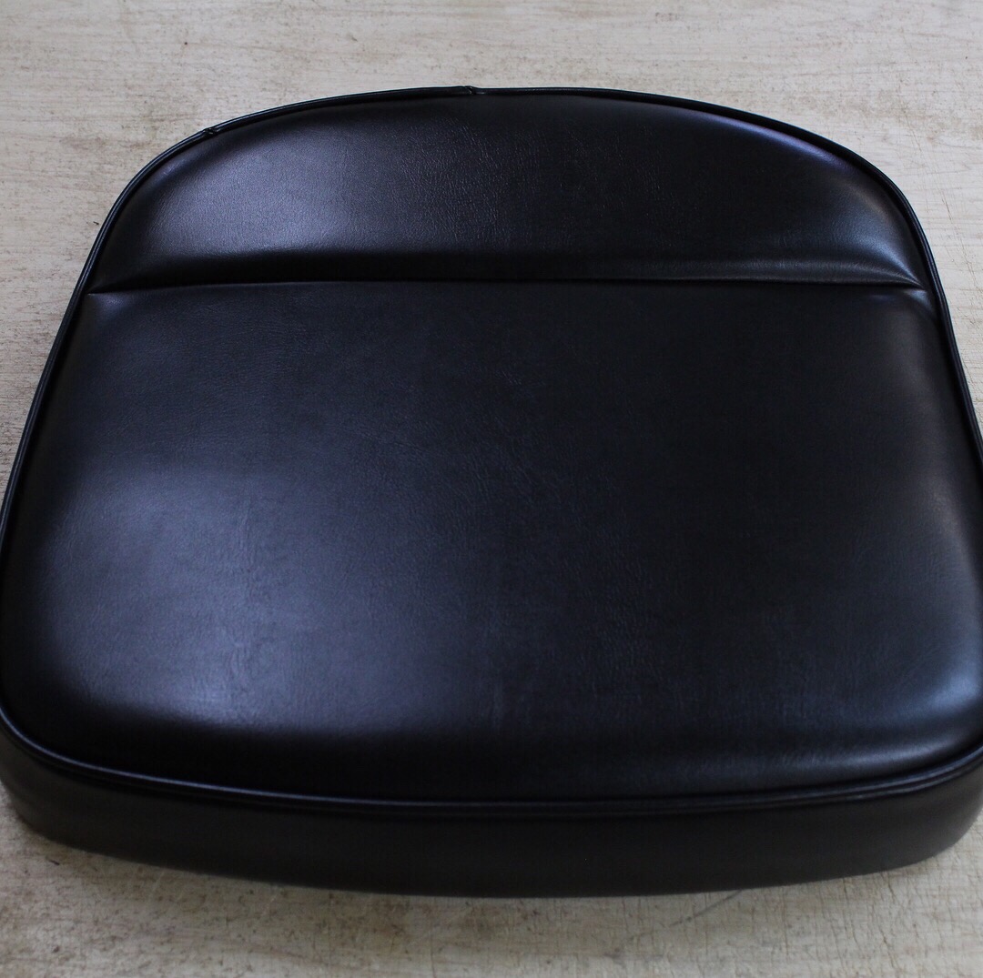 事務椅子の張替え後